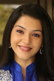 Mehreen Pirzada Image